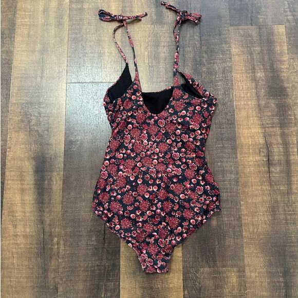 Albion Fit The Natalie in Pink Dizzy One Piece Swimsuit Size Medium - Picture 3 of 7